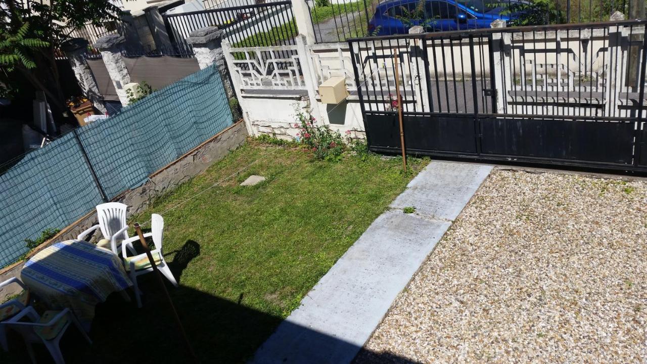 Metro - Sac A Dos - Dodo Chez Leontine 2 Ch Parking Wifi Fo Villa Bois-Colombes Buitenkant foto