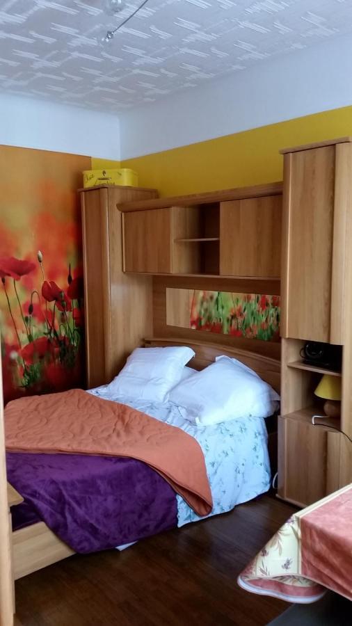Metro - Sac A Dos - Dodo Chez Leontine 2 Ch Parking Wifi Fo Villa Bois-Colombes Buitenkant foto