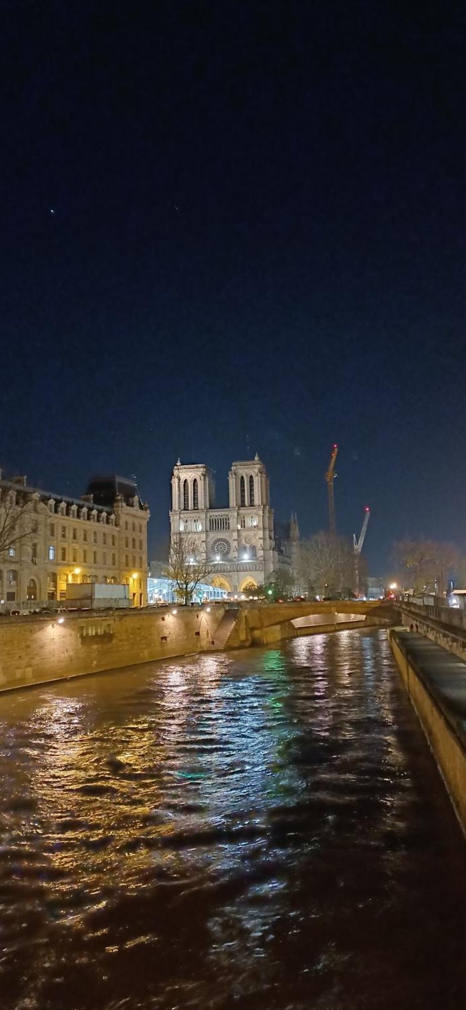 Metro - Sac A Dos - Dodo Chez Leontine 2 Ch Parking Wifi Fo Villa Bois-Colombes Buitenkant foto