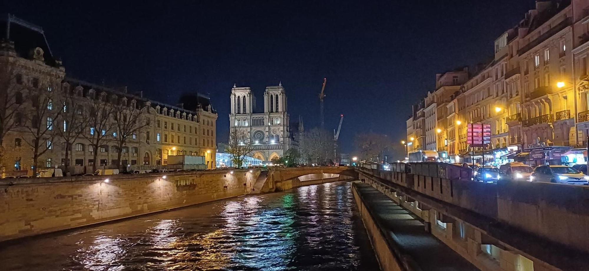 Metro - Sac A Dos - Dodo Chez Leontine 2 Ch Parking Wifi Fo Villa Bois-Colombes Buitenkant foto