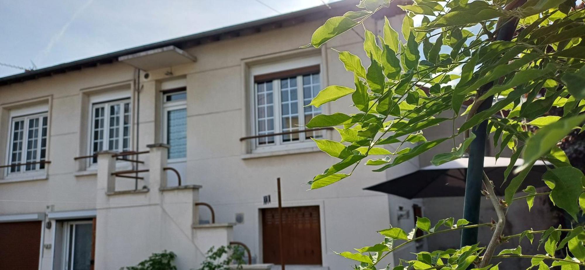 Metro - Sac A Dos - Dodo Chez Leontine 2 Ch Parking Wifi Fo Villa Bois-Colombes Buitenkant foto